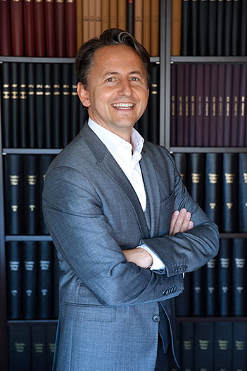 Mag. Robin Koll Mag. Robin Koll